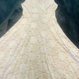 PattyBoutik Cream Lace Detail woman’s dress NWT